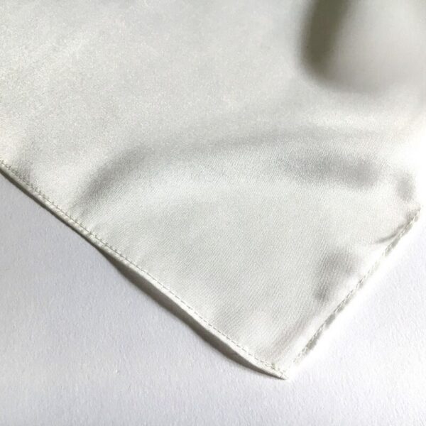 Foulard en soie 007 Foulard