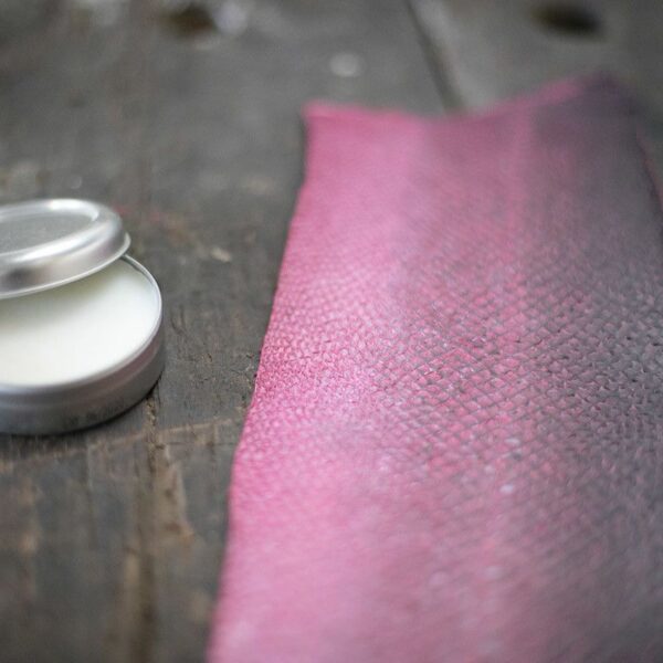 Formation Tannage végétal et teinture naturelle sur cuir de poisson