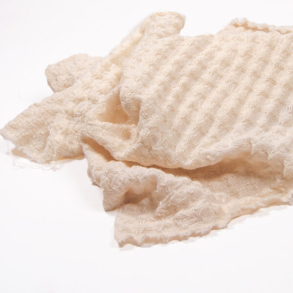 Tissu de laine ancien - au mètre Tissu de laine ancien - au mètre