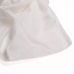 222 Foulard en soie à rayures