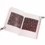 Livre Ryukyu Bingata Traditional Clothes of Okinawa