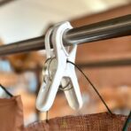 Grosse pince en plastique en lot de 4 pcs