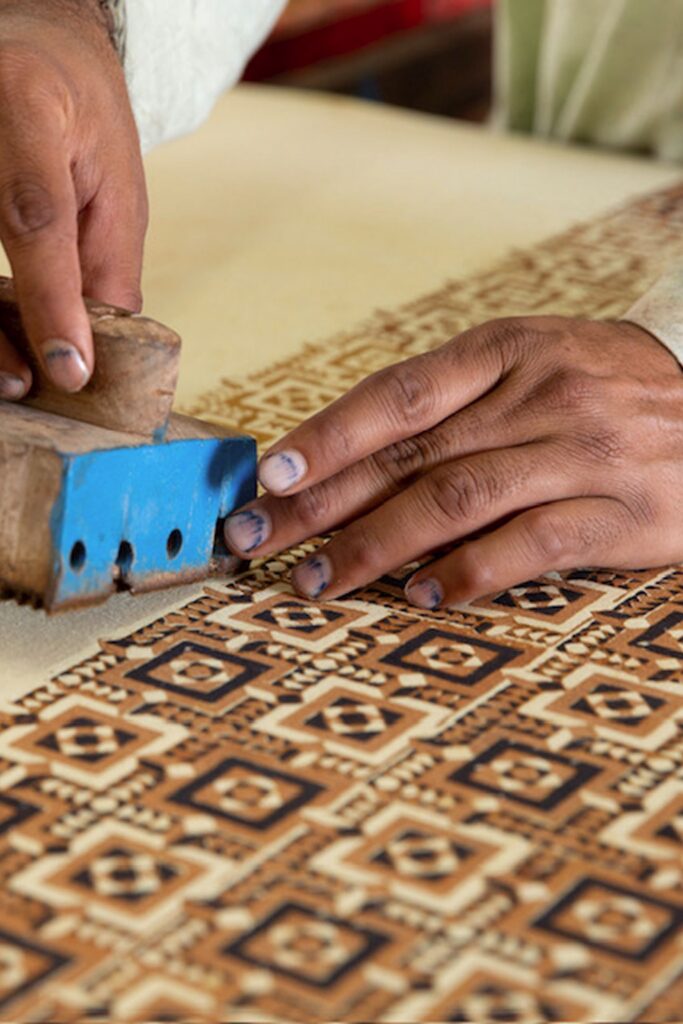 Formation : Ajrakh : techniques traditionnelles de l’impression au block print