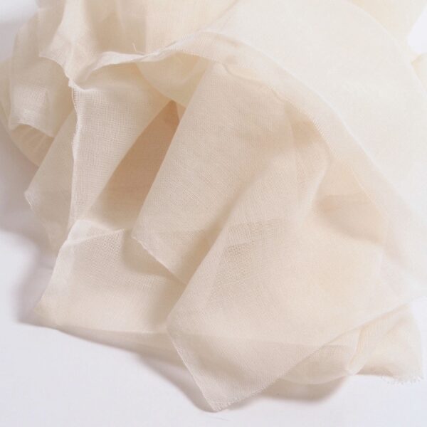 Voile de laine grège tissée au japon - au mètre Voile de laine grège tissée au japon - au mètre