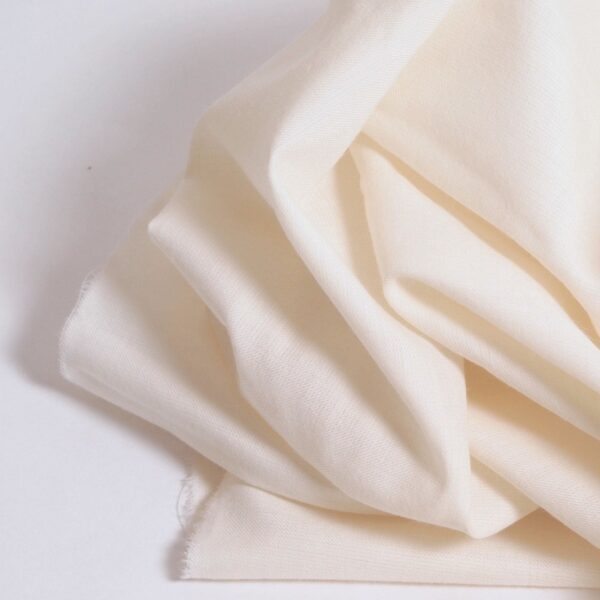 Laine tissée au Japon grège - au mètre Laine tissée au Japon grège - au mètre